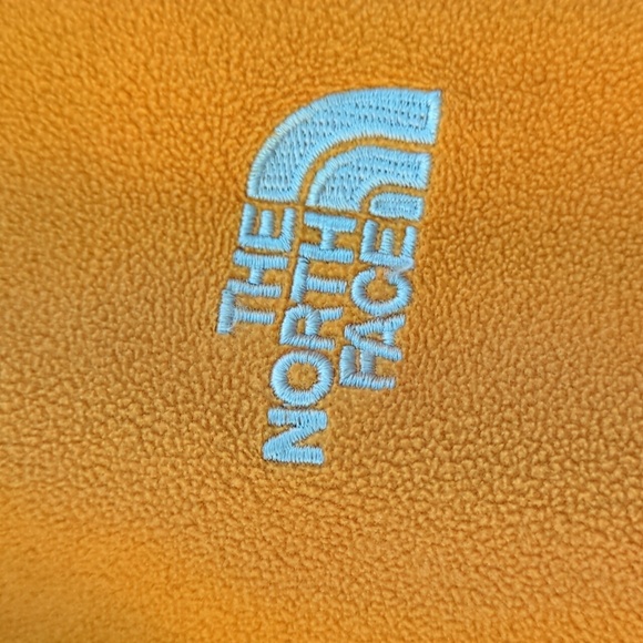 The North Face Men 1/4 zip TKA 100 Pullover Jacket - Picture 5 of 7